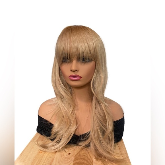 Blonde  two tone Straight Layered Wig 25” - Picture 2 of 13